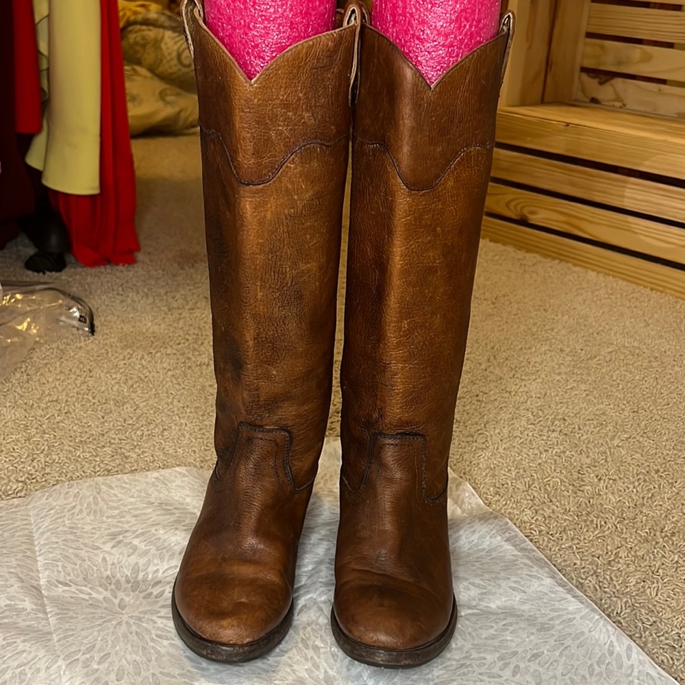 Women's Frye Carson Lug Leather Riding Boots Size 6B